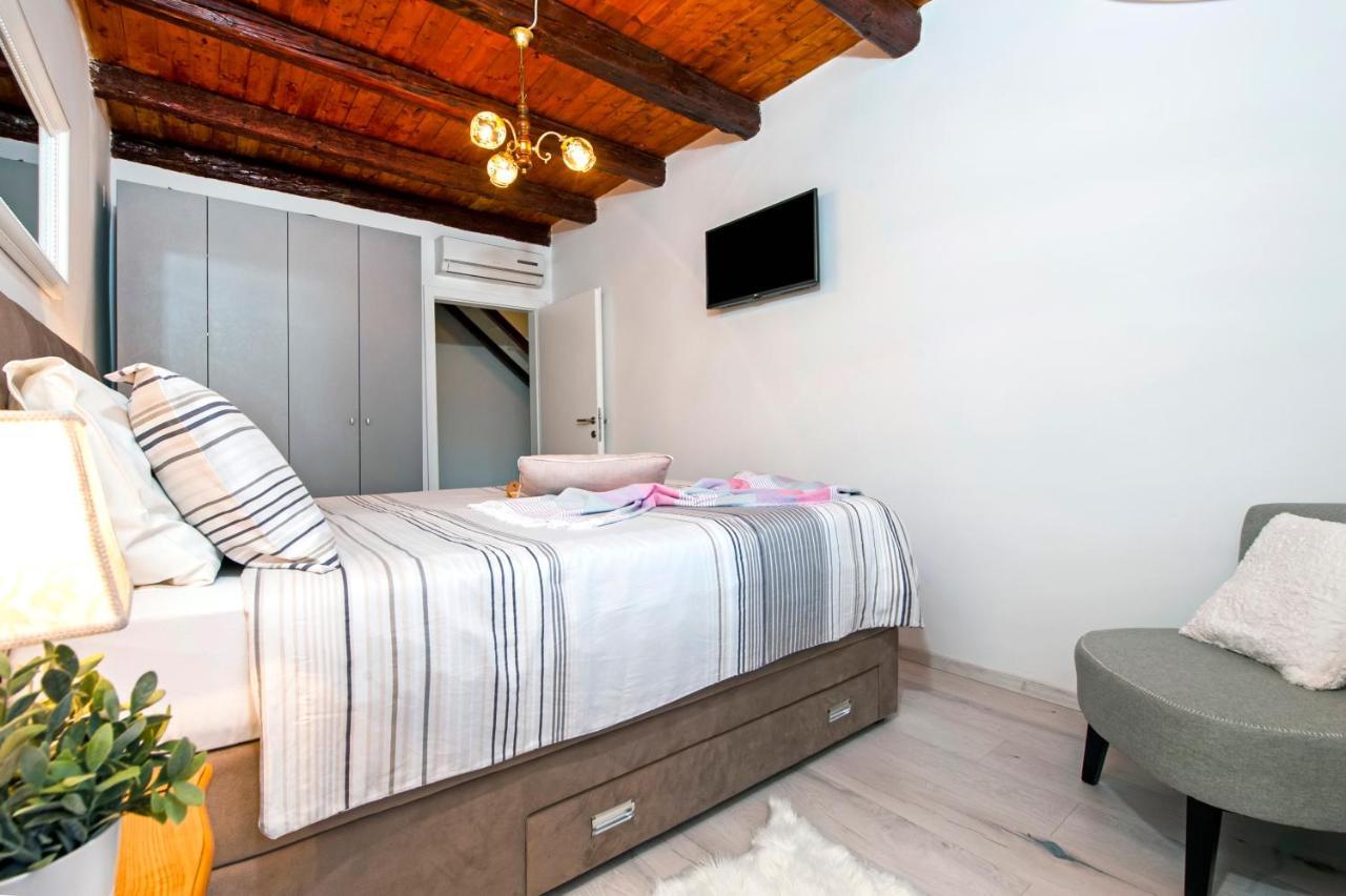 Holiday Home - Casa Di Antonio Kanfanar Dış mekan fotoğraf